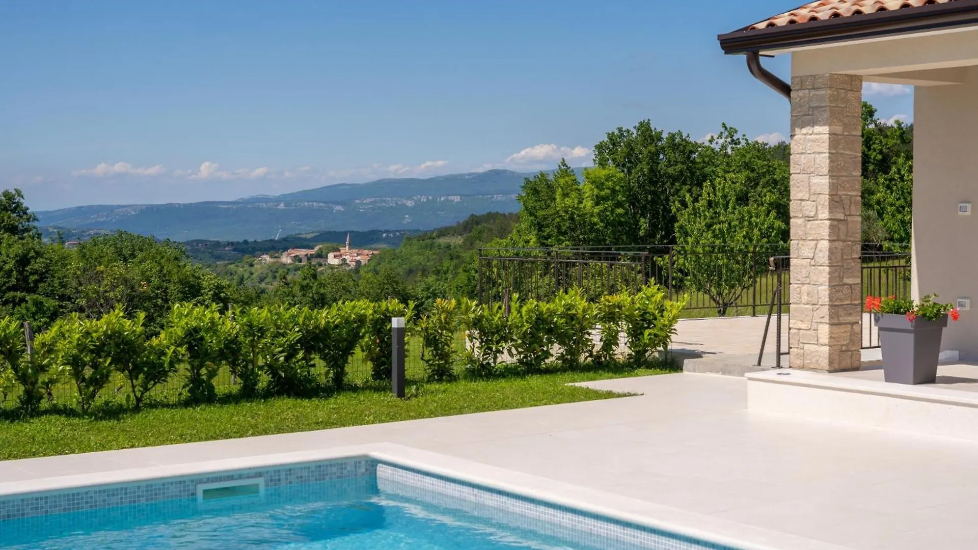 Villa Monti Cerovlje